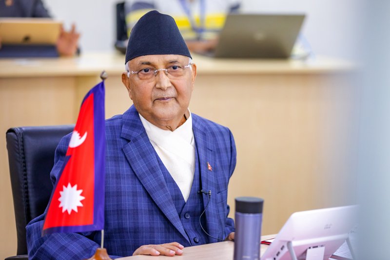 प्रधानमन्त्री ओलीलाई सर्वोच्चको एक पछि अर्को धक्का